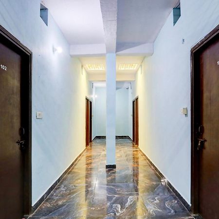 Spot On New Diamond Guest House Rudrapur Екстер'єр фото